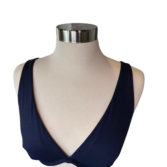 Athleta Plunge Bikini Top Women Bathing Suit Swim Wired Lightly Padded Navy 34 D - Picture 3 of 11